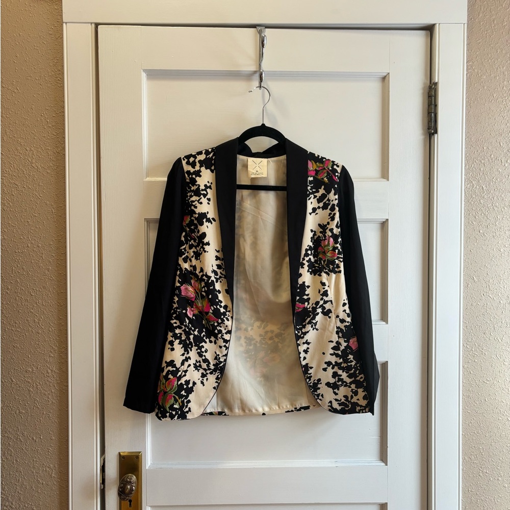 Pins and Needles Floral Blazer Sz XS